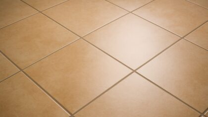 Carrelage brillant et impeccable après un nettoyage naturel fait maison